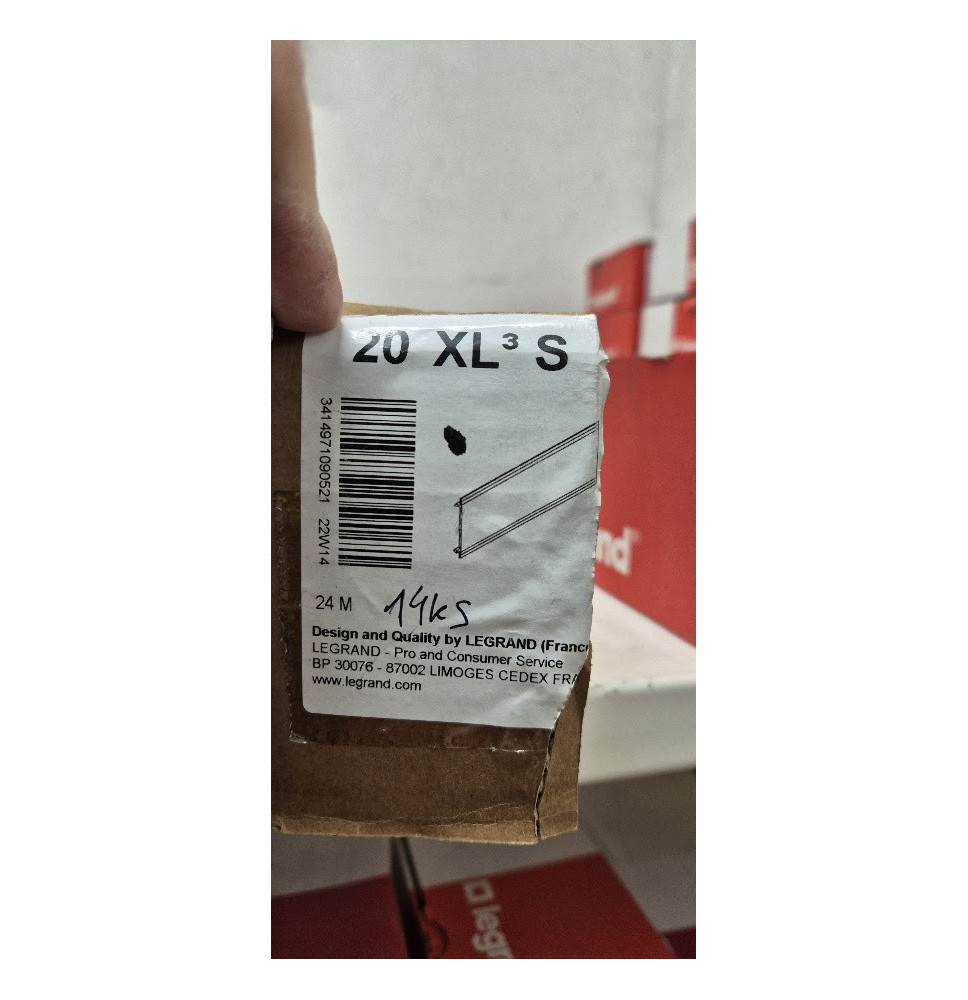 Zaklapávacie záslepky, 24 modulov, biela